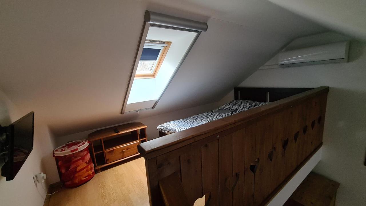 Gyulai Fuerdoe Apartman Eksteriør billede