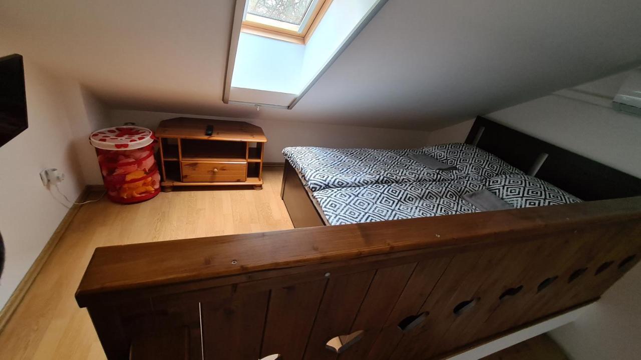 Gyulai Fuerdoe Apartman Eksteriør billede
